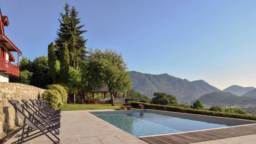 Le Chalet Des Pyrenees St Savin Saint-Savin  Ngoại thất bức ảnh